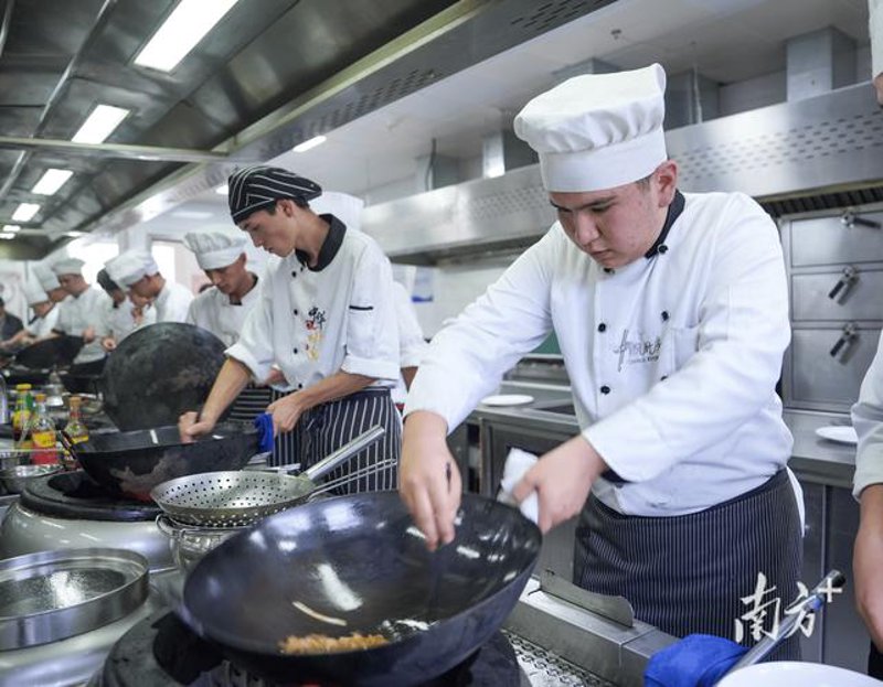 广东餐饮管理：智慧赋能餐厅经营新趋势